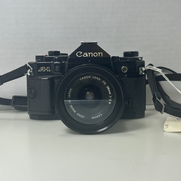 Canon A-1 A1 Film Camera with Canon 28mm f/2.8 Lens - Picture 2 of 14